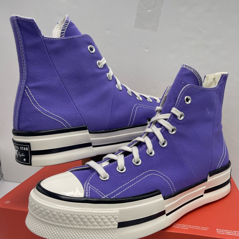 Converse Mn A12523C
CHUCK 70 PLUS HI
VIPER VIOLET/EGRET Purple High-Top Sneakers - Picture 7 of 16